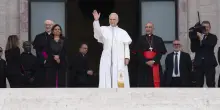 Il Papa: informazioni errate banalizzano i rischi delle droghe