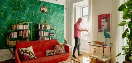 Airbnb espande l&rsquo;offerta: arrivano autonoleggi e spesa a casa