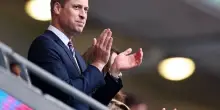 Calcio, Principe William celebra l&rsquo;Aston Villa: notte incredibile