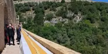 Monini nel Guinness World record con bruchetta pi&ugrave; lunga del mondo