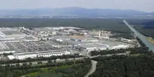 Stellantis, investir&agrave; 1 mld in Francia per tre nuovi modelli Peugeot