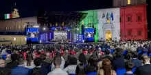 2 giugno, show di oltre 2 ore tra musica e storia di 80 anni di Repubblica