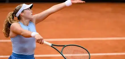 Tennis, Andreeva vola in finale al Roland Garros