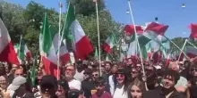 &rdquo;Immigrati via a calci in c&hellip;&rdquo;, a Roma sfila il corteo per la Remigrazione
