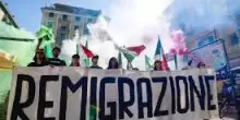 Remigrazione,a Roma sfila il corteo delle destre estreme: &ldquo;immigrati via a calci&rdquo;