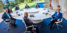 Meloni dura su Vannacci (ma mette alleanza in stand by). A G7 fine gelo con Trump
