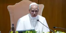 Il Papa: troppi soldi spesi per uccidere in questo oscuro periodo