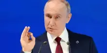 Putin: l&rsquo;Occidente parla di guerra con la Russia, siamo pronti a rispondere