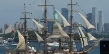 250 USA, la parata sull&rsquo;Hudson con nave Americo Vespucci