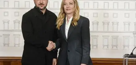 Nato, Meloni vede Zelensky: impegno per la pace, l&rsquo;assistenza alla popolazione