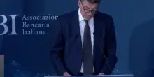 Giorgetti: le banche possono e devono contribuire di pi&ugrave; alla crescita