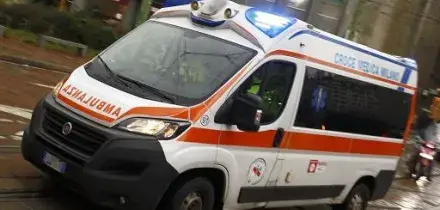 Savona, un 15enne muore folgorato al luna park di Spotorno