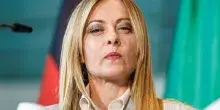Meloni: mi aggredisci e mi difendo. Devo risarcirti? Non &egrave; giusto