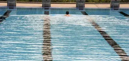 Decreto Sport, la Camera approva emendamento sulle piscine: obbligo di adeguare sicurezza dei bocchettoni