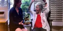 Simone Forti, l&rsquo;arte contemporanea sotto forma di danza e corpo