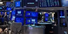 Wall Street chiude in pesante calo, Dow Jones -2,18%, Nasdaq -1,74%