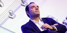 Stellantis, torna in utile ma margini sotto attese: titolo a picco
