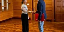 Myanmar, Aung San Su Kyi incontra la Croce rossa internaizonale