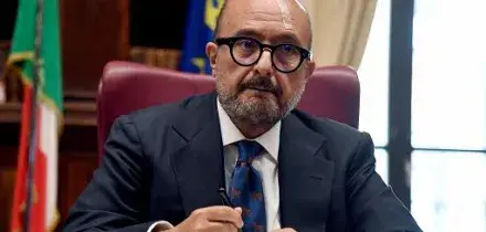 Campi Flegrei, opposizioni R. Campania a Fico: subito stato di emergenza