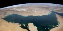 Una chiazza di petrolio di 390 chilometri si avvicina alla costa dell&rsquo;Oman