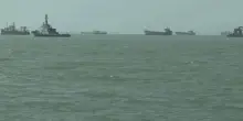 Nave colpita da &ldquo;proiettile non identificato&rdquo; a Hormuz, una vittima