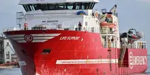 Emergency: sbarcati a Bari 48 naufraghi, recuperati 7 cadaveri