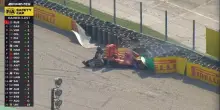 Formula1, per Leclerc contatto con Hamilton, poi va a muro
