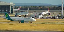 Guasto tecnico a Heathrow, anche oggi decine di voli cancellati