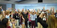 La Scienza incontra lo yoga della risata al VI congresso italiano
