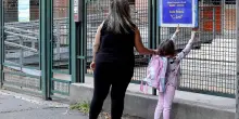Cosa pensano i presidi del tetto agli stranieri in classe annunciato da Meloni