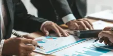 Confindustria alza la stima sul Pil 2026 a +0,8%, ma frenata a fine anno