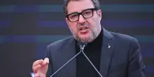 Lega (ri)presenta pacchetto con Salvini: &ldquo;Islam politico&rdquo; nemico numero 1