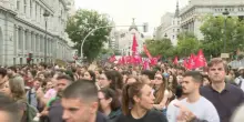 Spagna, proteste di massa e cortei per il diritto alla casa, mentre cresce l&rsquo;incertezza politica
