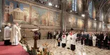 Il cardinale Zuppi (Cei): chi fa credere che la pace si trova con le armi &egrave; un imbroglione