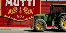 Mutti: nel 2026 lavorate 775 mila ton pomodoro ma &egrave; allarme clima