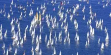 Vela, i numeri dell&rsquo;ultima Barcolana: 550mila presenze a Trieste, 1.858 barche