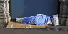 Istat: in Italia 5,4 milioni di persone in povert&agrave; assoluta, Sud pi&ugrave; colpito