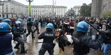 Il bilancio della polizia sugli scontri di domenica nelle diverse citt&agrave;