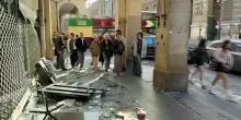 Studenti delle scuole d&rsquo;arte e cultura bloccano l&rsquo;ingresso del Louvre