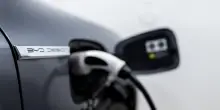 Auto, Acea: Europa +10% a settembre, Stellantis +4,5%. Bev oltre il 30%