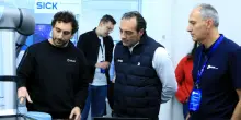 Stellantis: IA e robotica per migliorare la produttivit&agrave; delle fabbriche