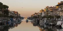 A Grado in bicicletta, tra cantine, cultura e benessere