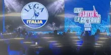 Salvini al Congressso propone un nuovo simbolo: Lega Italia Federale