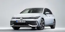 Volkswagen sospende sviluppo Golf elettrica, nuovi dubbi sui tempi