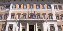 Attacco hacker alla Camera, violate anche le mail di Meloni