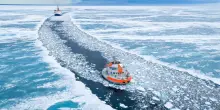 Dodici scienziati intrappolati nei ghiacci per un anno e mezzo: &ldquo;Cos&igrave; studiamo l&rsquo;Artico&rdquo;
