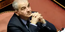 Fazzolari: "Un grande Mattarella, ci unifica. Insieme a lui per Kyiv". Tajani vola a Crans-Montana