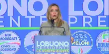 Il centrodestra a Bari per Lobuono. Meloni: "Manovra per ricchi? Ci vuole coraggio a dirlo"
