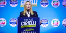 Meloni, la berlingueriana: austerità, Bagnoli, femminismo, banche. La spallata a sinistra: "No a ricette tardo comuniste"