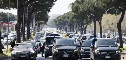 Lezioni della Consulta (e di Occhiuto) al governo nemico della concorrenza